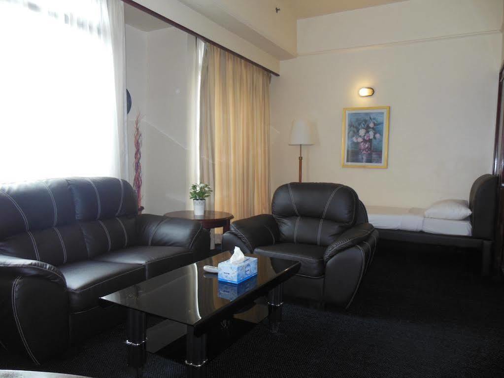 Serviced Apartments @ Times Square קואלה לומפור מראה חיצוני תמונה